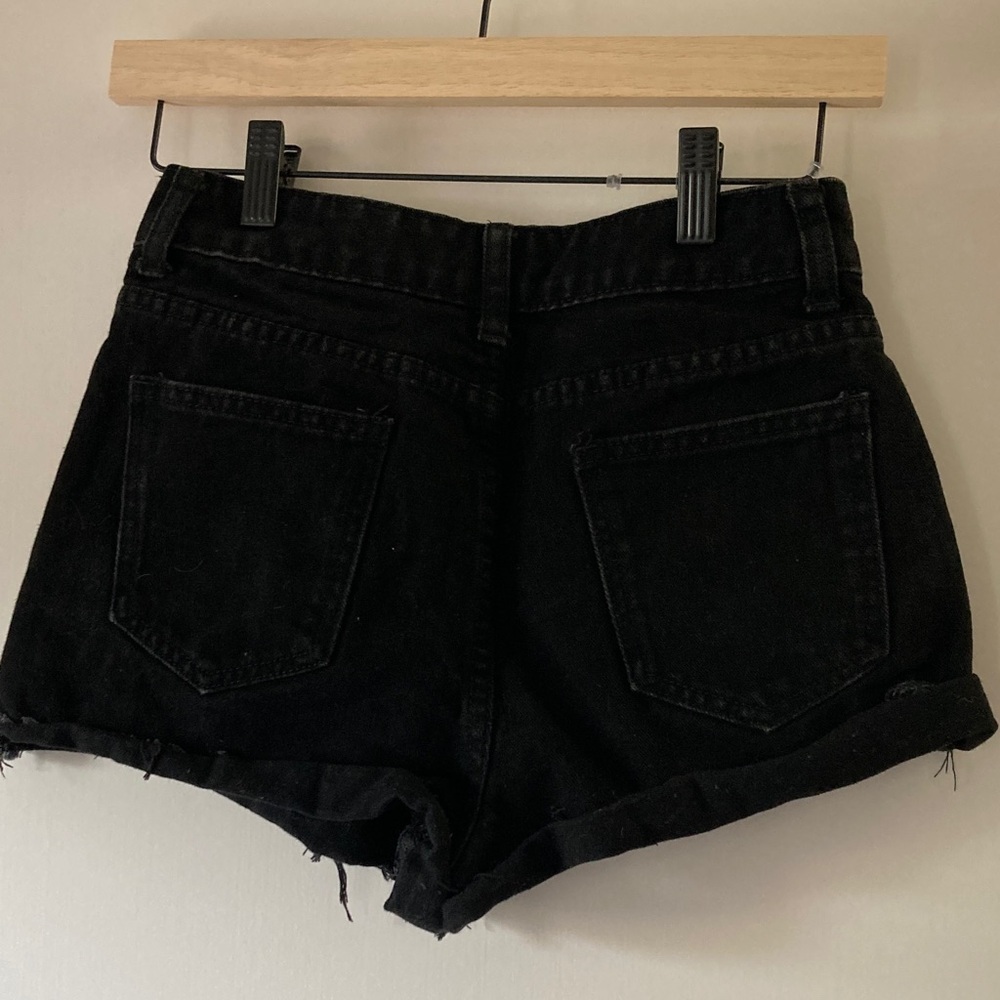 SHEIN Kids Black Denim Shorts - Picture 3 of 5